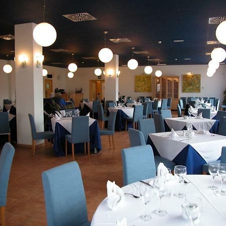 Hotel Villa De Estercuel Екстериор снимка