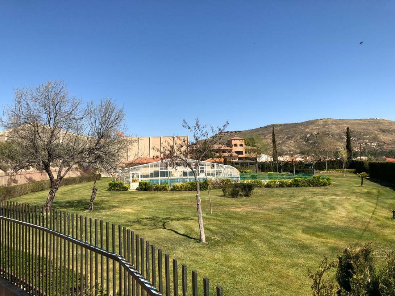 Hotel Villa De Estercuel Екстериор снимка