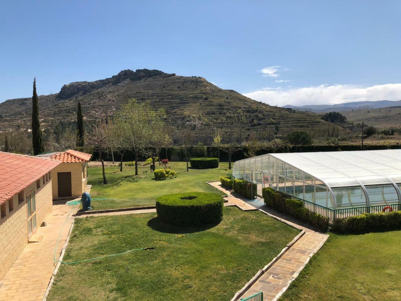Hotel Villa De Estercuel Екстериор снимка